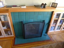 hex tile with oak border