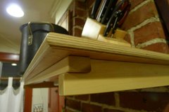 Shelf detail